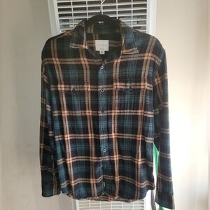 American Eagle Outfitters Green and Tan Plaid Shirt Medium